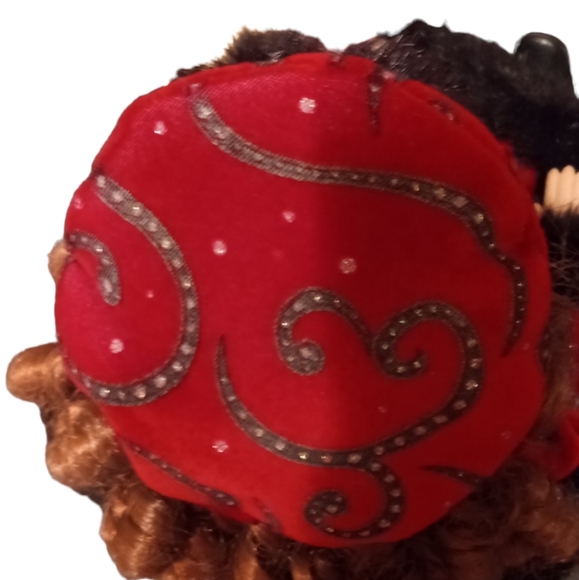 Musical Porcelain Doll. "Paige", is a beauty. With a certificate of authenticity - Picture 3 of 10